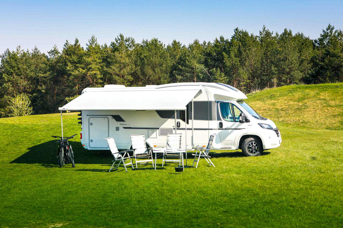 Anywhere Campers, Adria Matrix M670SL, 4-Bett Premium Wohnmobil, Markise